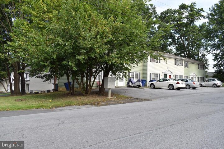 Property Photo: 1206 Massanutten Avenue VA 22630