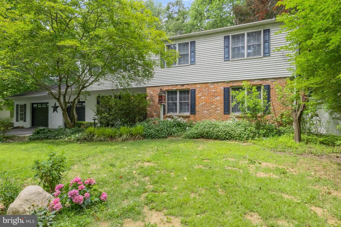 Property Photo:  122 Brookside Drive  PA 19053 