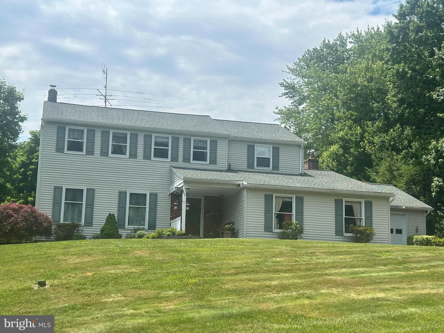 Property Photo:  5712 Nina Circle  PA 18036 