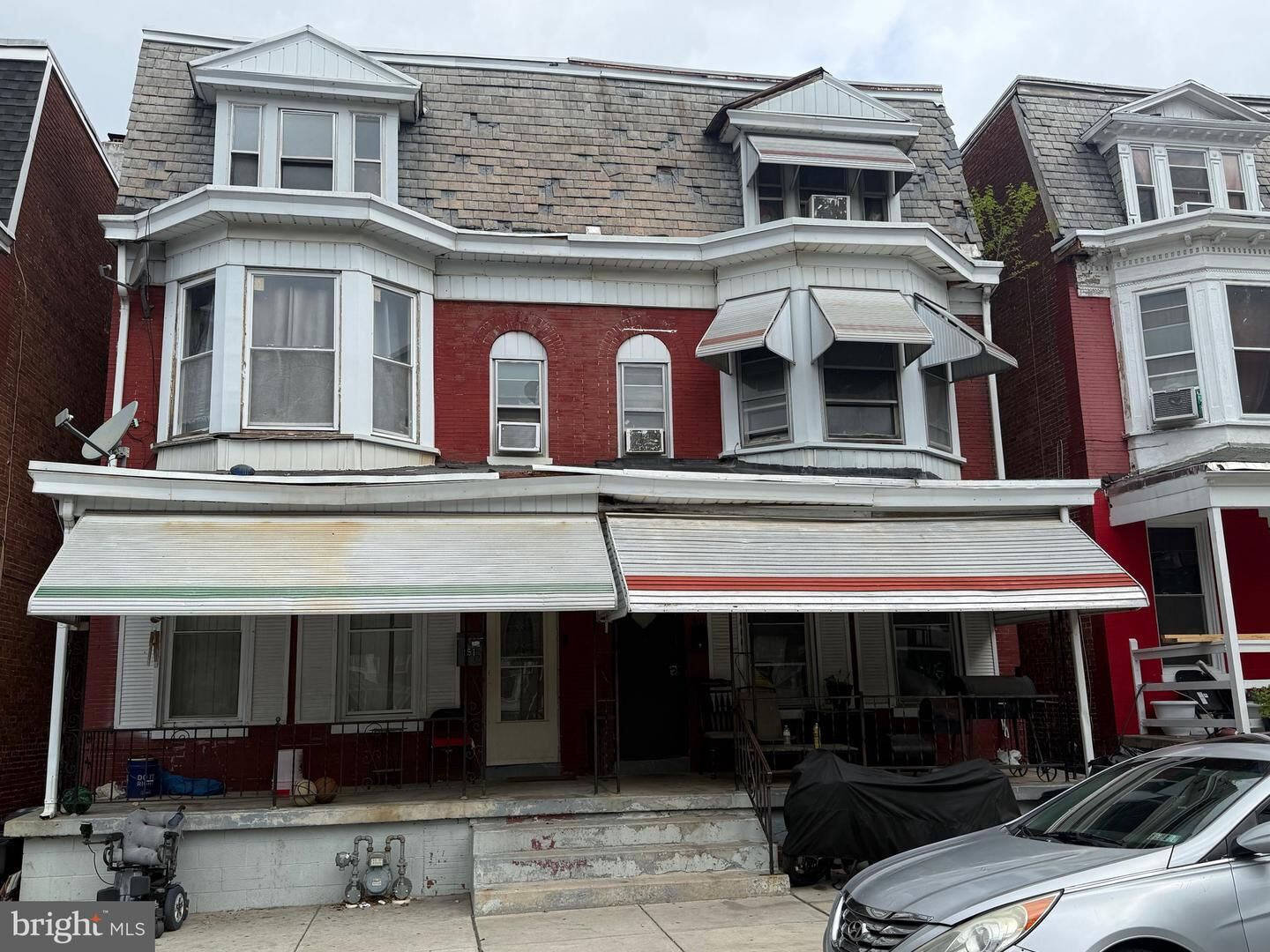 Property Photo:  151 W Maple Street  PA 17401 