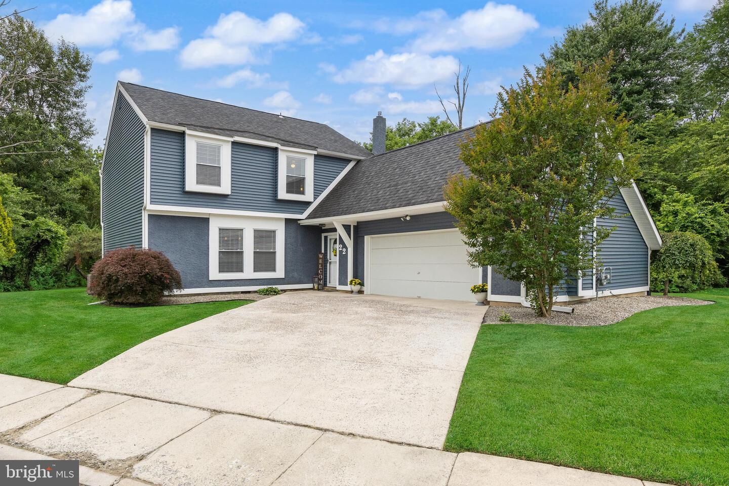 Property Photo:  22 Rose Court  NJ 08054 