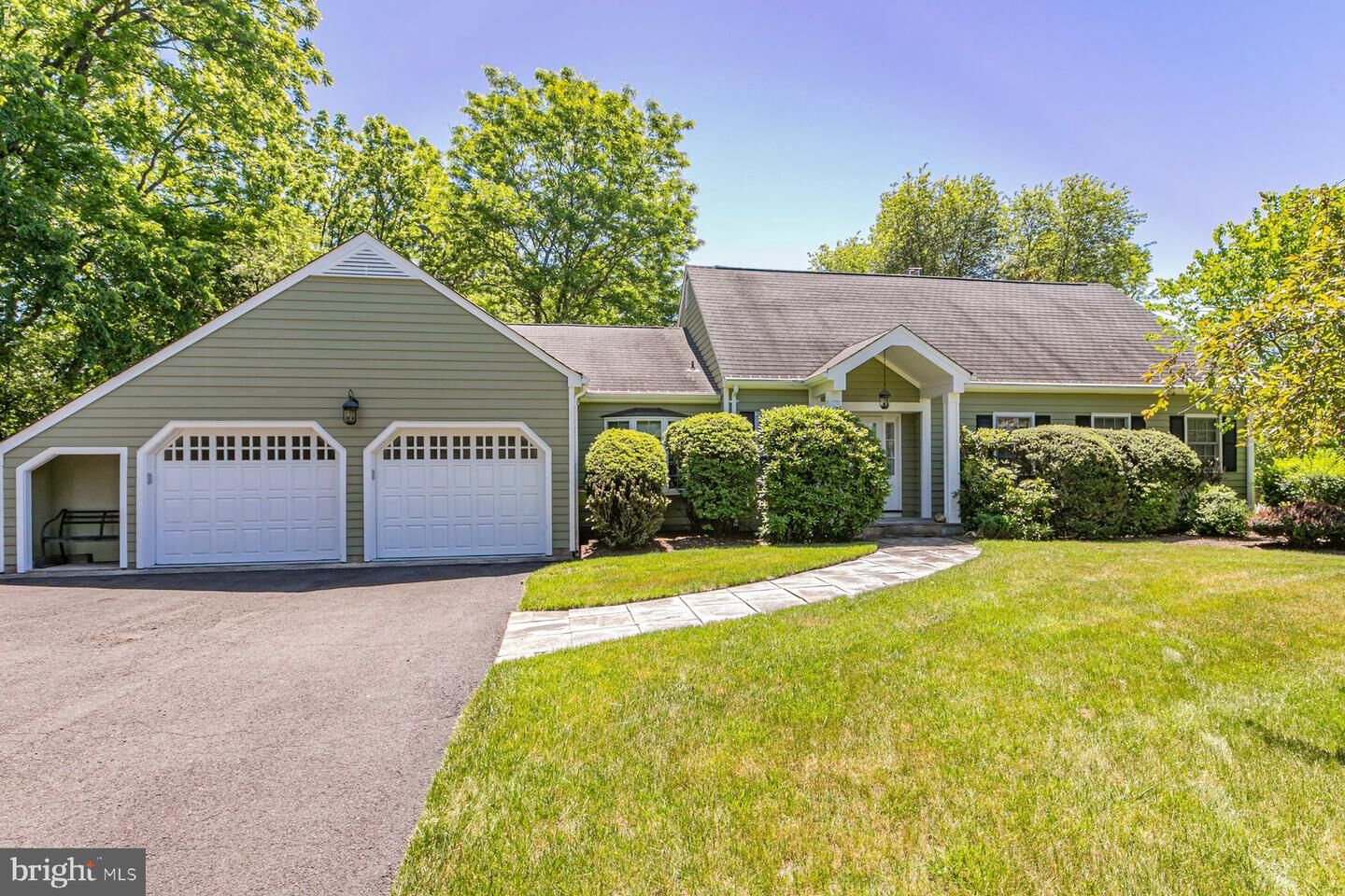 Property Photo:  279 River Road  NJ 08502 