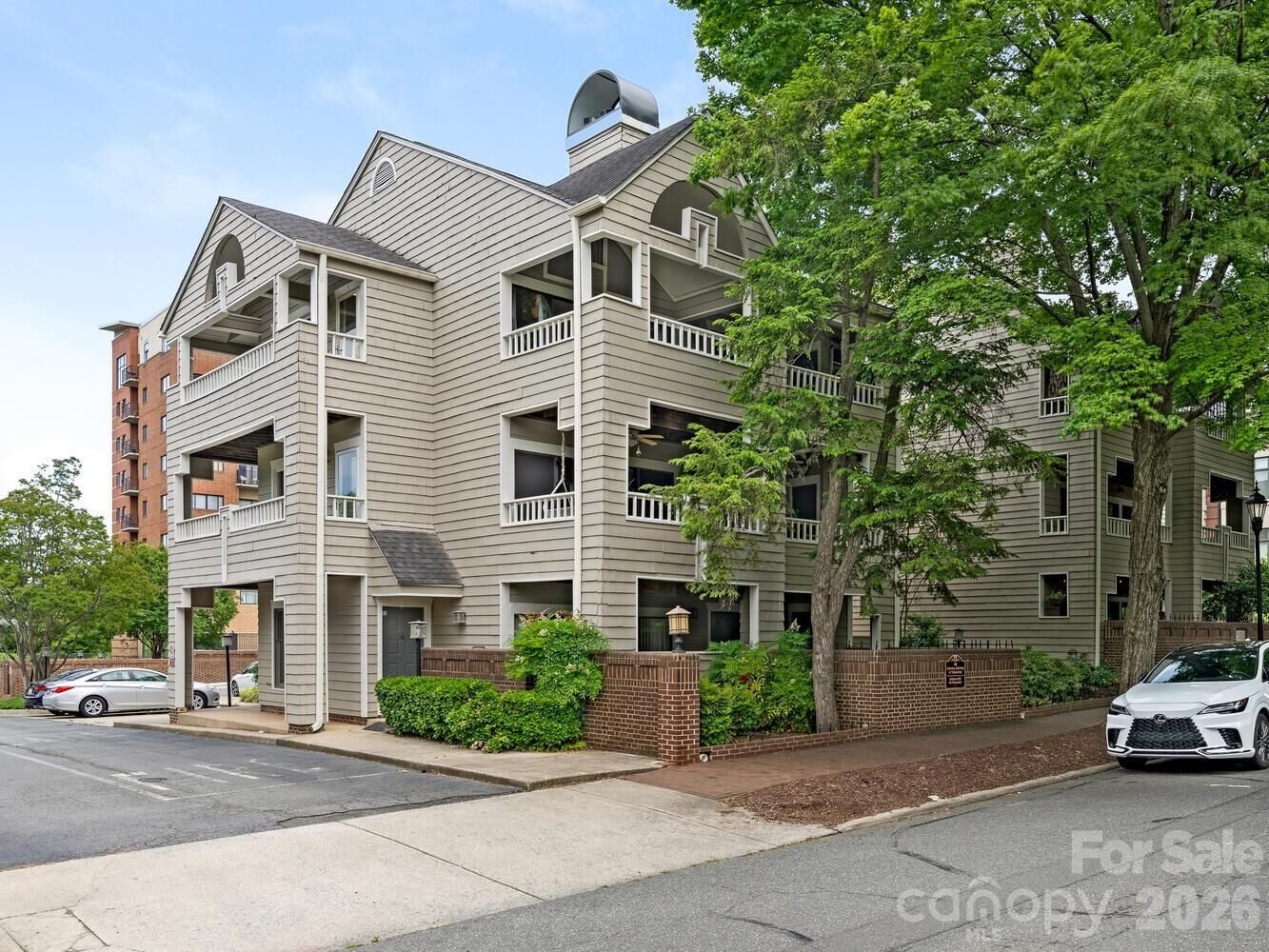 Property Photo: 212 W 10th Street 3 NC 28202