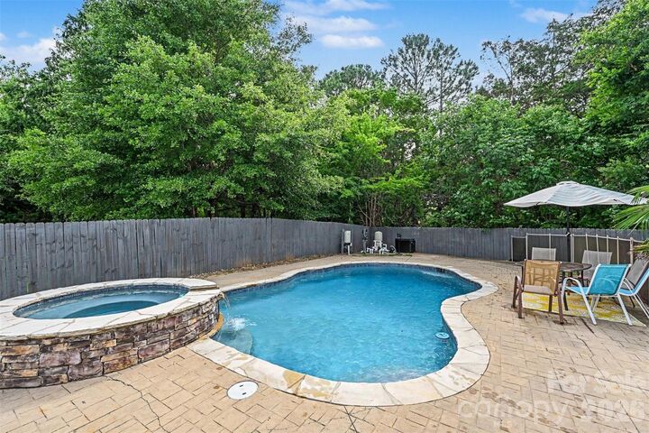 Property Photo:  5821 Shadow Creek Road  NC 28226 