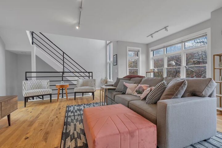Property Photo: 233 W Poplar Avenue OH 43215