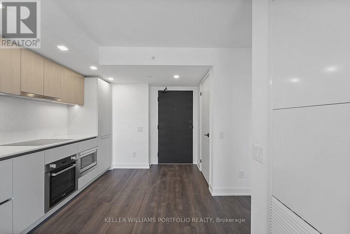Property Photo:  609 Sherbourne Street 407  ON M4X 0A4 