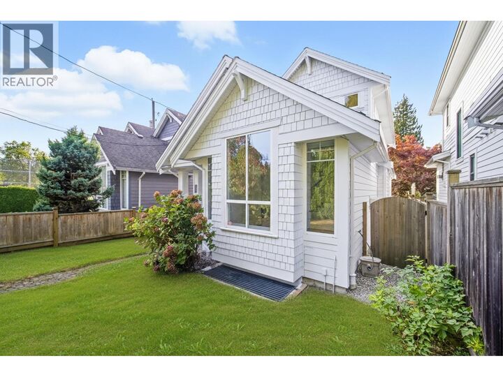 Property Photo:  2411 George Street  BC V7P 2N4 