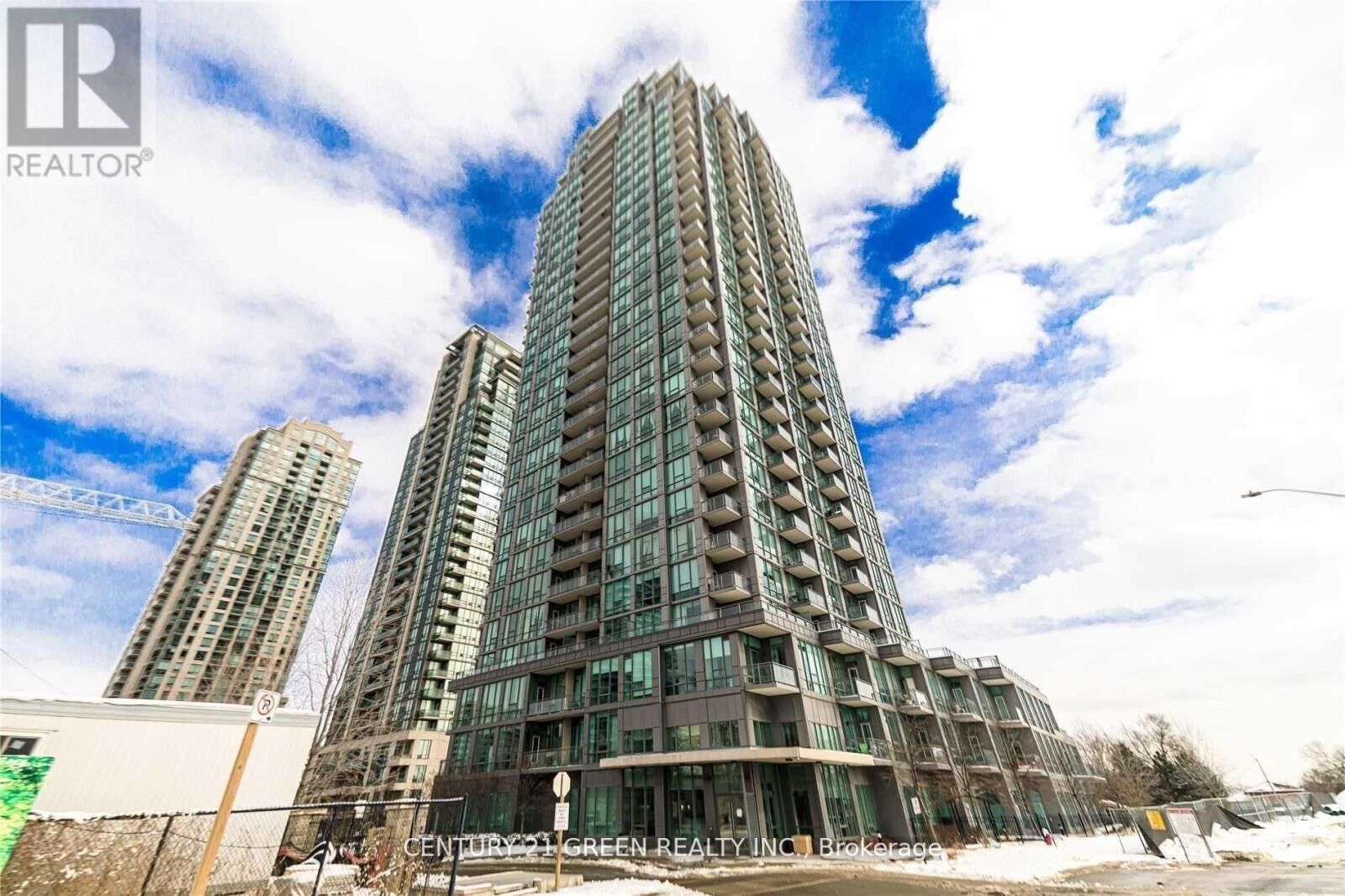 Property Photo: 3525 Kariya Drive 507 ON L5B 0C2