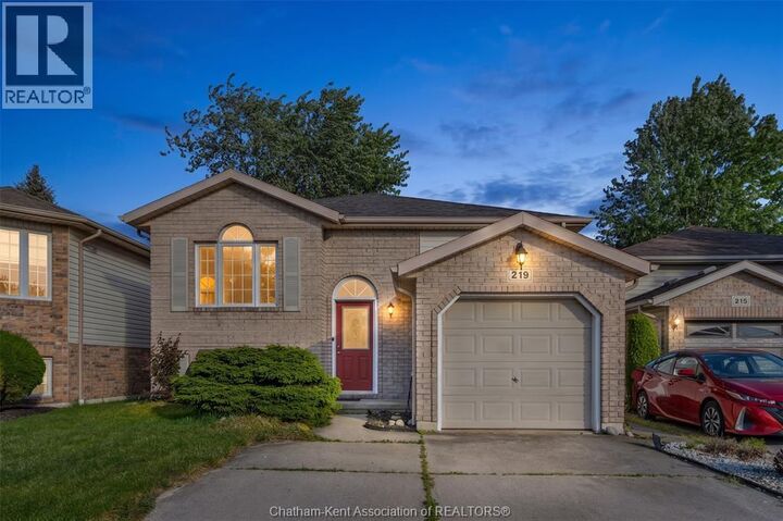 Property Photo:  219 Greenfield Lane  ON N7L 5N3 