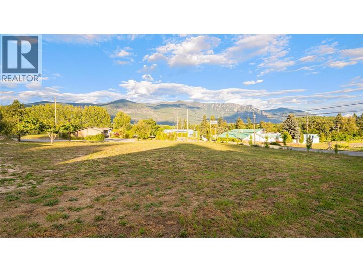 Property Photo:  2628 3 Highway  BC V0B 1G1 