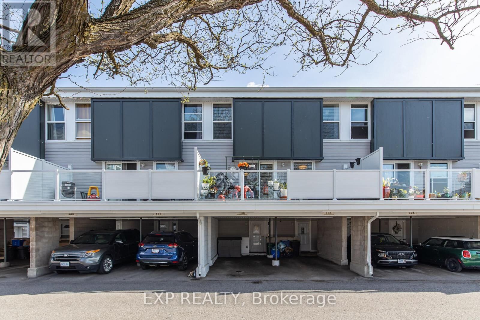 Property Photo: 3445 Uplands Drive 134 ON K1V 9N5