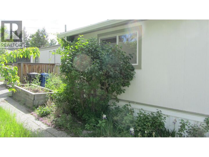 Property Photo: 375 Horse Lake Road 9 BC V0K 2E0