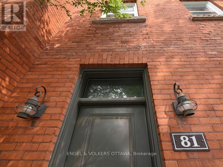 Property Photo:  81 Third Avenue 1  ON K1S 2J7 