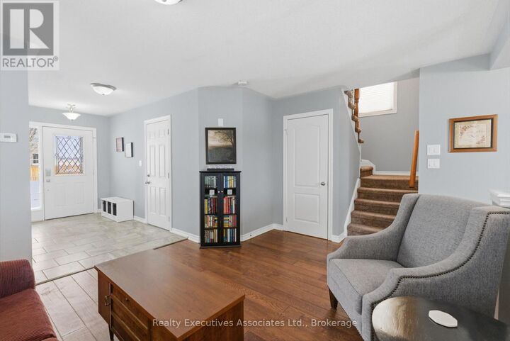Property Photo: 71 Truax Street ON K9V 0E3