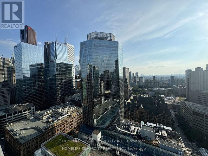 Property Photo: 197 Yonge Street 2710 ON M5B 0C1