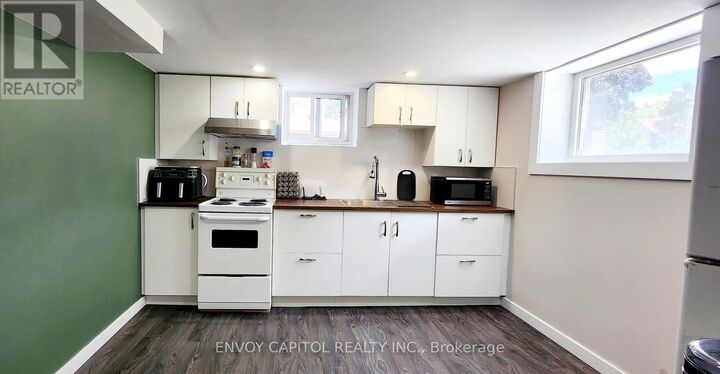 Property Photo:  84 Macdonald Avenue  ON M9N 2E4 