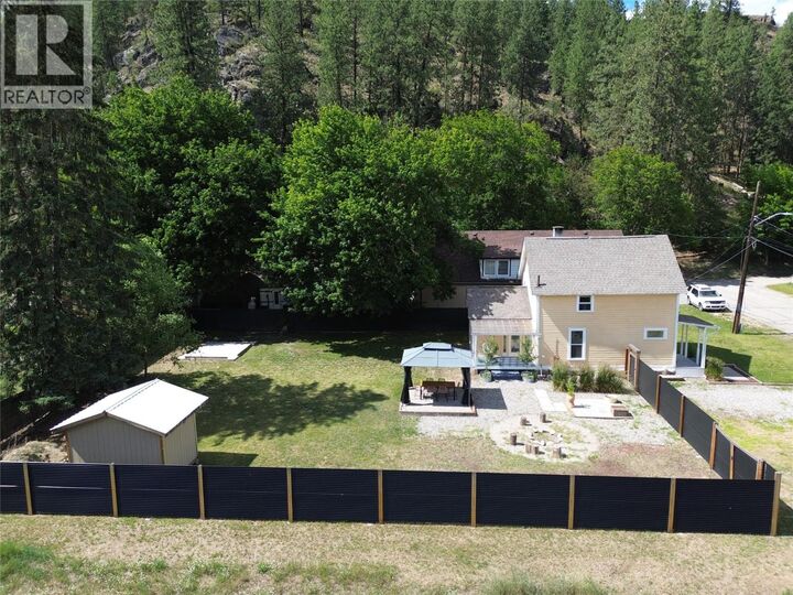 Property Photo: 7577 4th Street BC V0H 1H0
