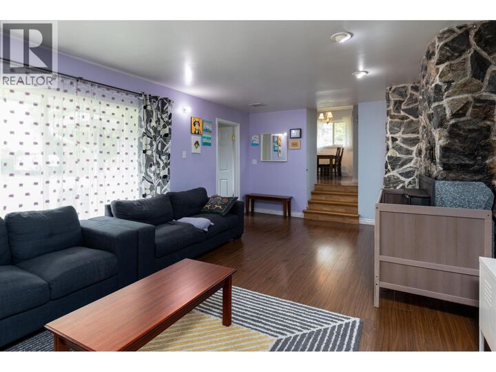 Property Photo: 5033 Agar Avenue BC V8G 1H9