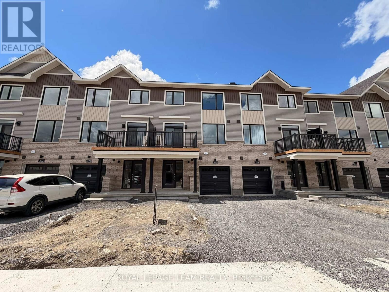 Property Photo: 377 Bankside Way ON K2J 7M8