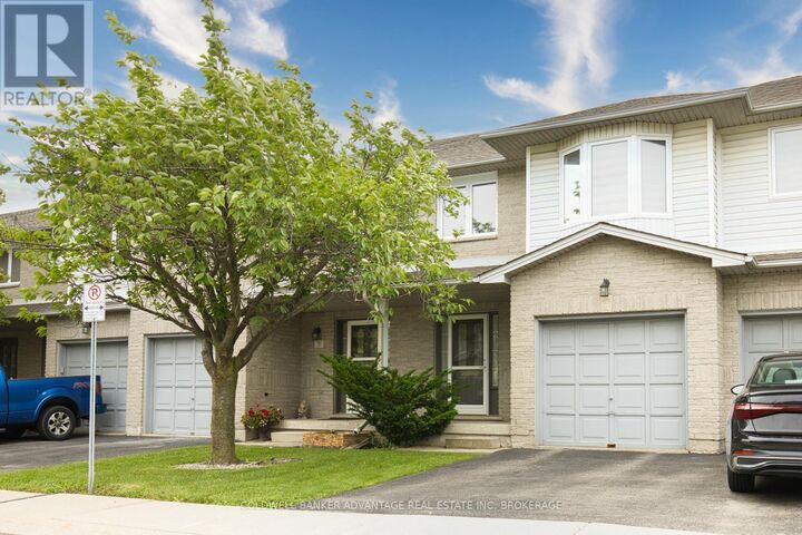 Property Photo:  800 Paramount Drive 2  ON L8J 3V8 