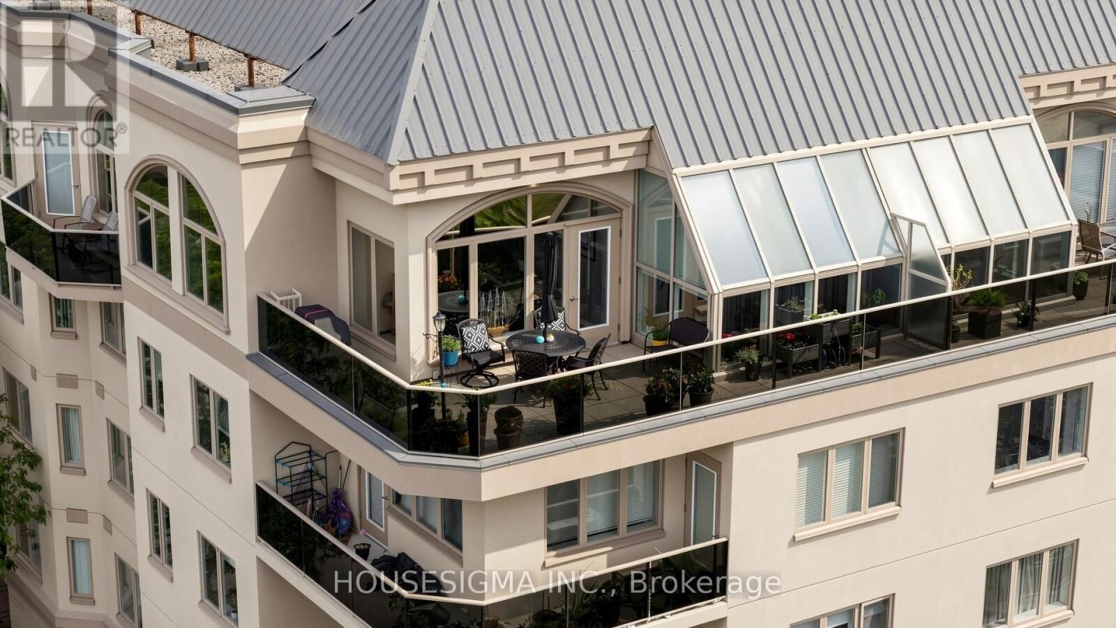 Property Photo: 3 Dayspring Circle 505 ON L6P 1B7