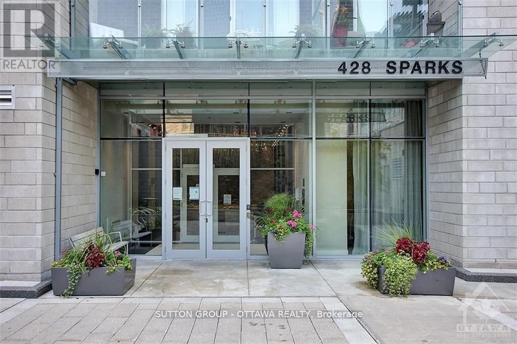 Property Photo:  428 Sparks Street 306  ON K1R 0B3 