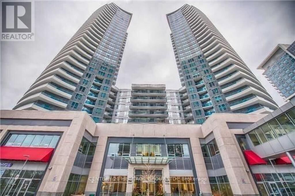 Property Photo: 7161 Yonge Street 2030 ON L3T 0C8