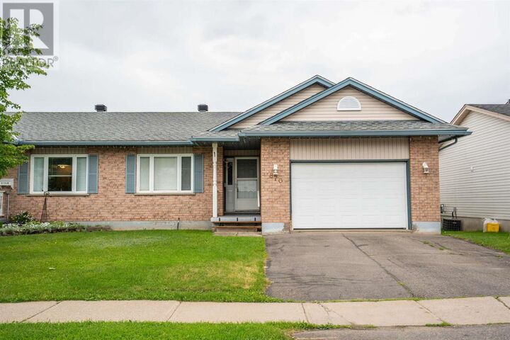 870 Lake St — photo 1