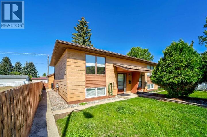 Property Photo: 1320 13 Street North AB T1H 2T9