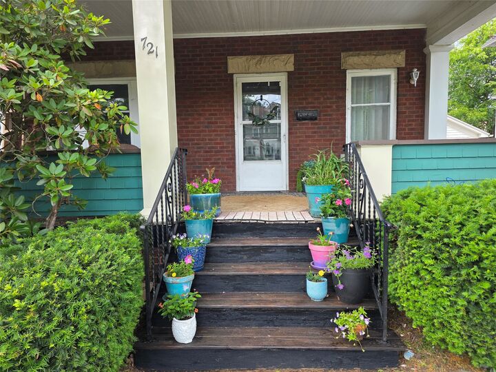Property Photo:  721 Alden Street  PA 16335 