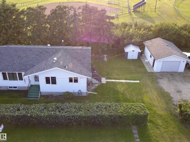 Property Photo: 5530 46 Street AB T7N 1K6