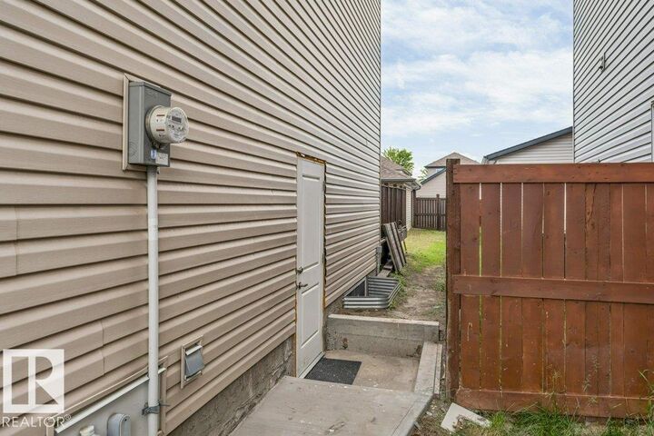 Property Photo:  3511 15A Street NW  AB T6T 0M9 
