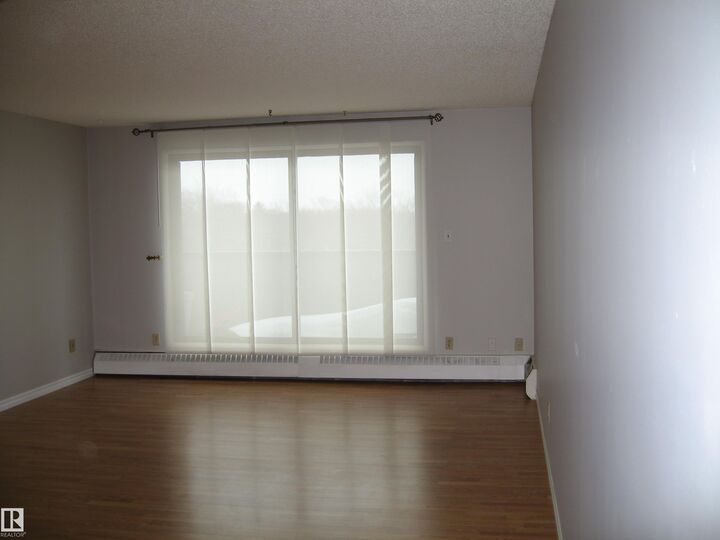 Property Photo: 5316 118 Avenue NW 314 AB T5W 1C4