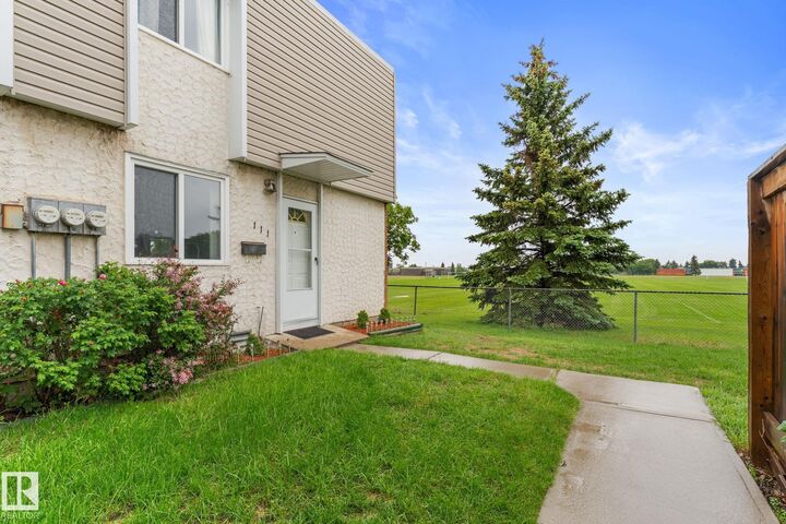 111 Cornell Court NW — photo 1