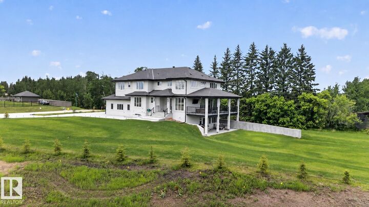 Property Photo:  26132 Twp Road 532 A 85  AB T7Y 1A1 