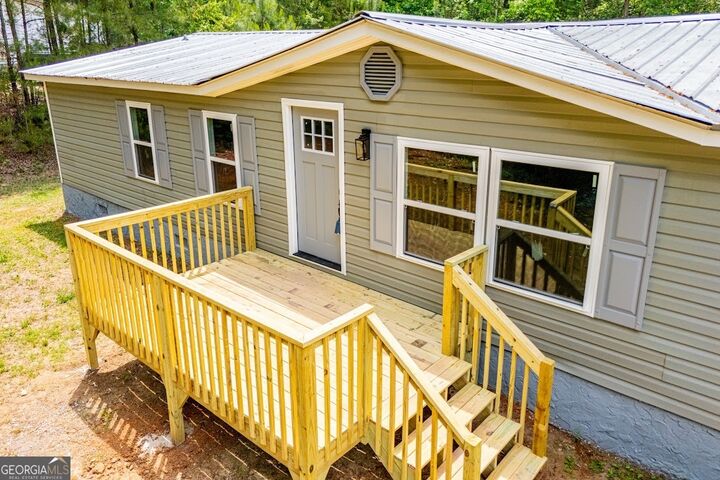 Property Photo:  70 Spring Lane  GA 30116 