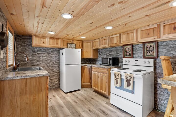 Property Photo:  25052 Alabama Highway 71  AL 35966 