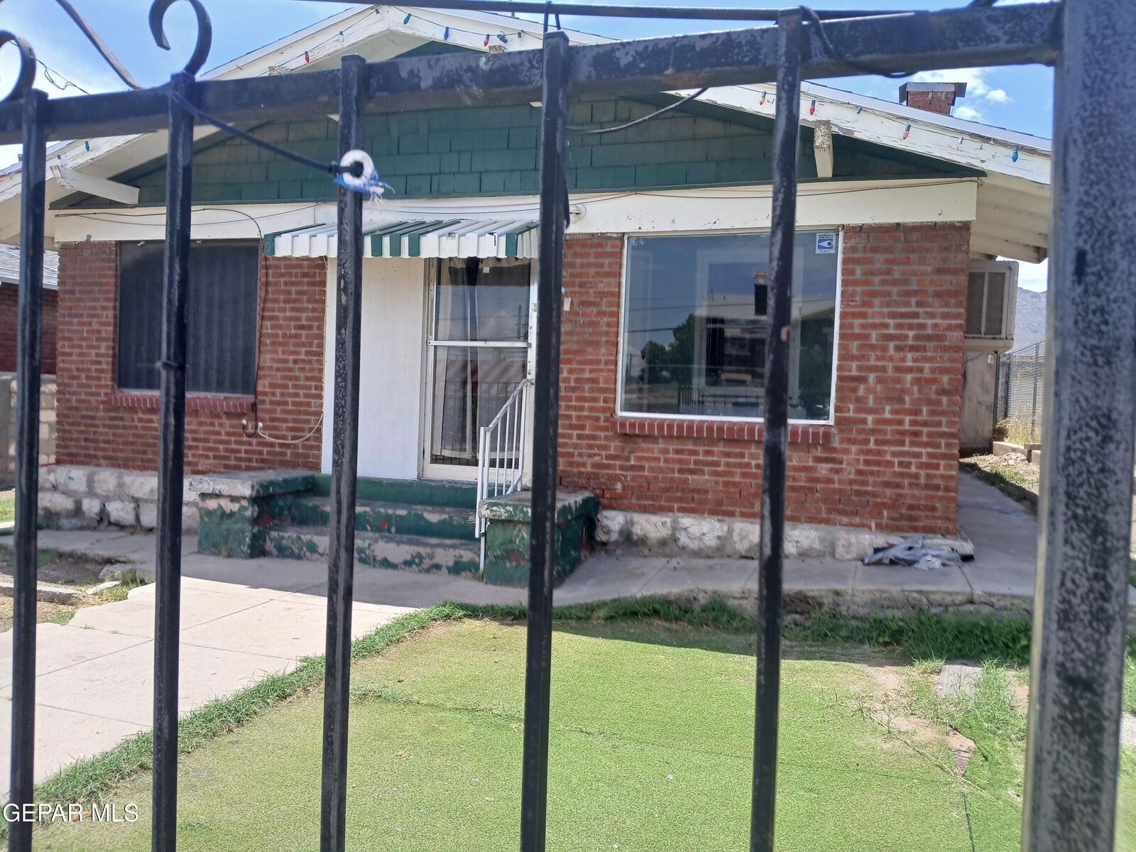 Property Photo:  1813 N Stevens Street  TX 79903 