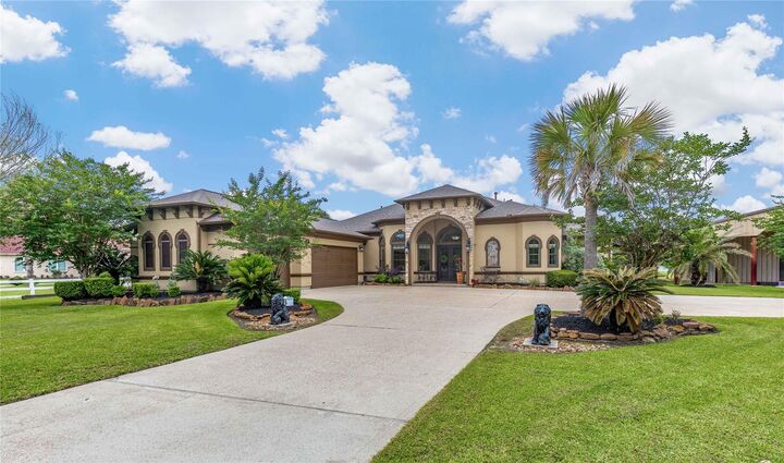 Property Photo: 706 Saddle Creek Farms Drive TX 77532