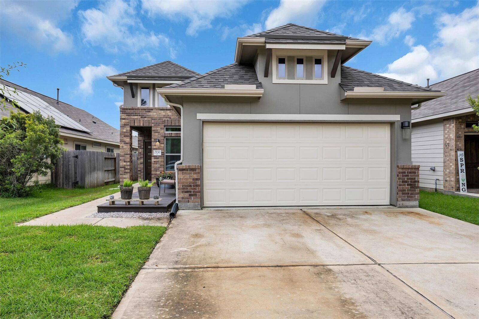 Property Photo: 2930 Yaupon Grove Lane TX 77385