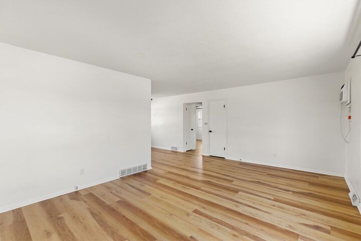 Property Photo:  102 NW Sharmin Drive  IA 50023 