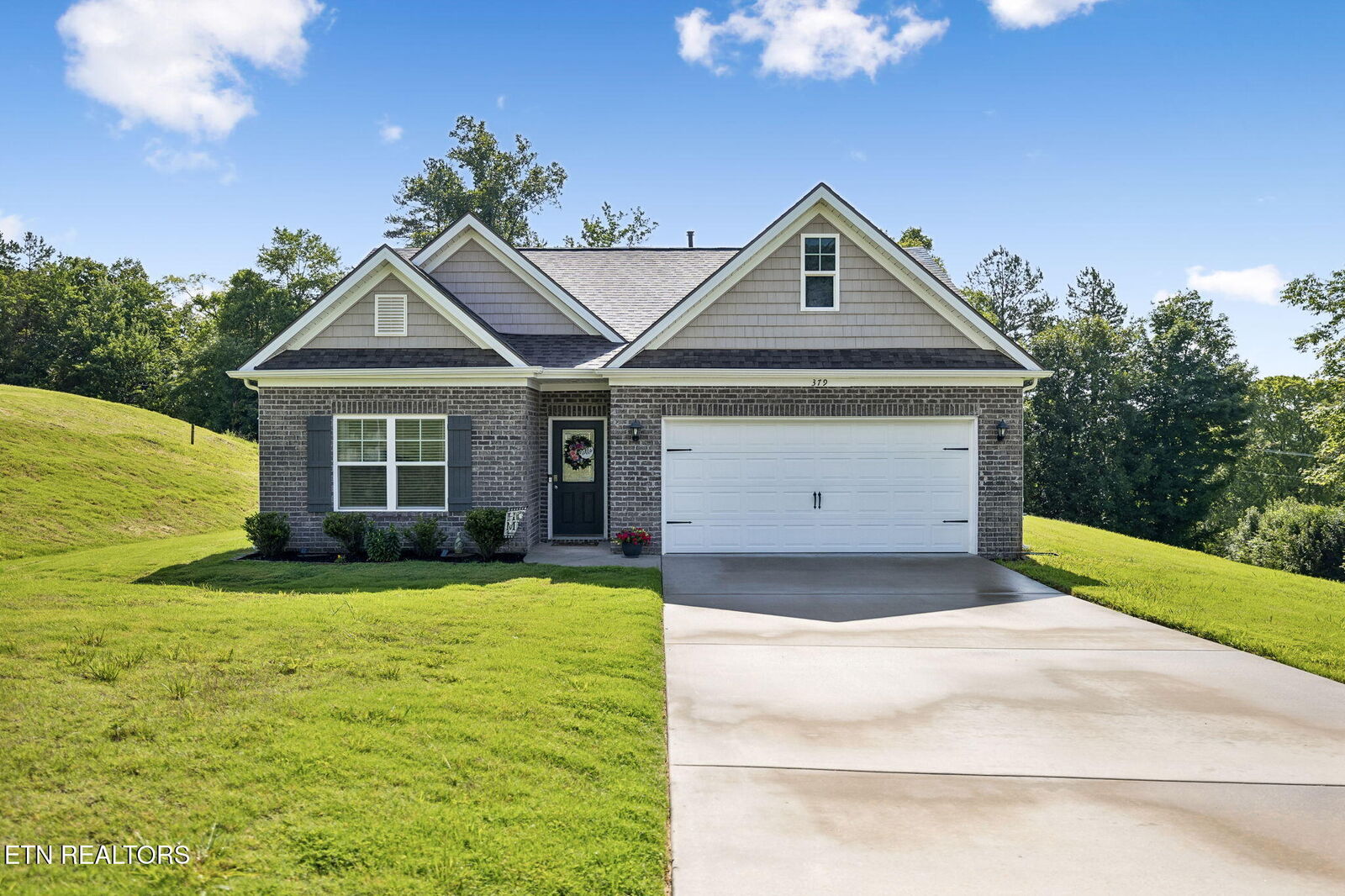 Property Photo: 379 Summer Glenn Lane TN 37774