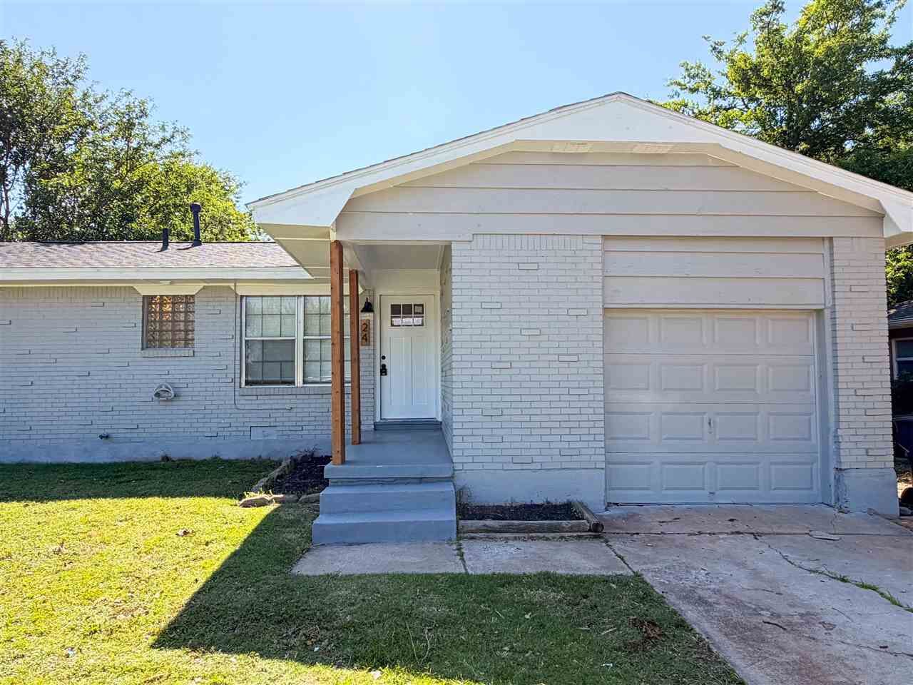 Property Photo: 24 NW 53rd St OK 73505