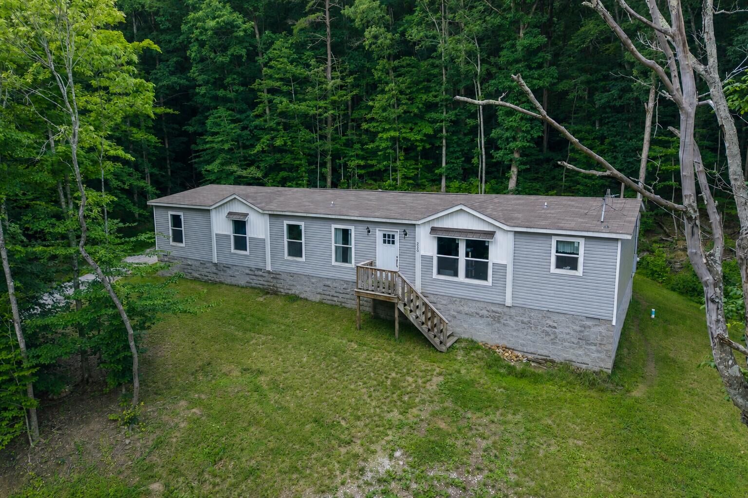 Property Photo: 220 Long Branch Rd. Road KY 40403