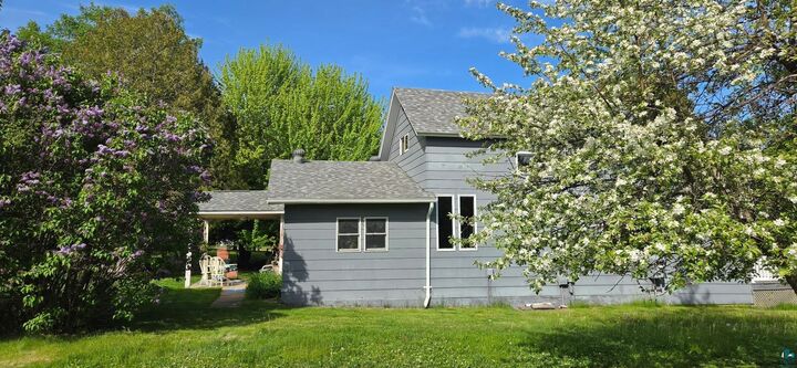 Property Photo:  311 E 6th St  WI 54891 