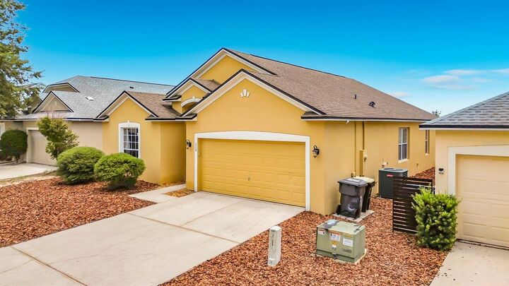 Property Photo:  209 Sunset View Drive  FL 33837 