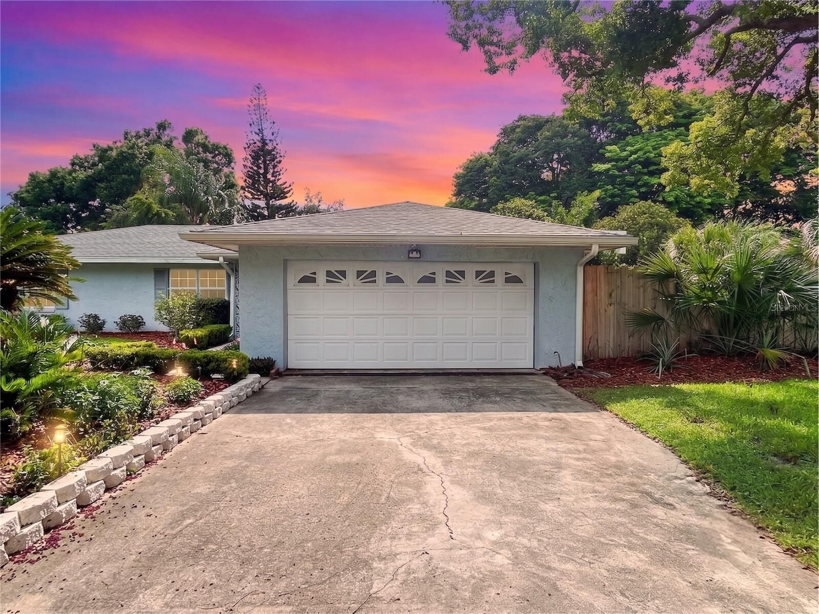 Property Photo: 419 Pinellas Road FL 33884