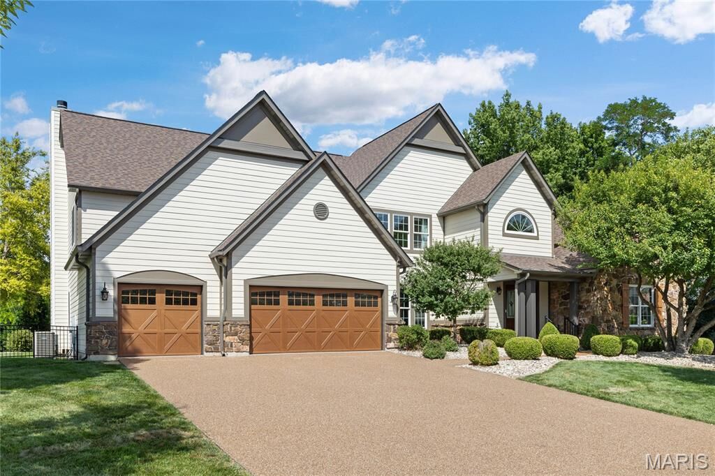 Property Photo:  4046 Austin Drive  MO 63304 