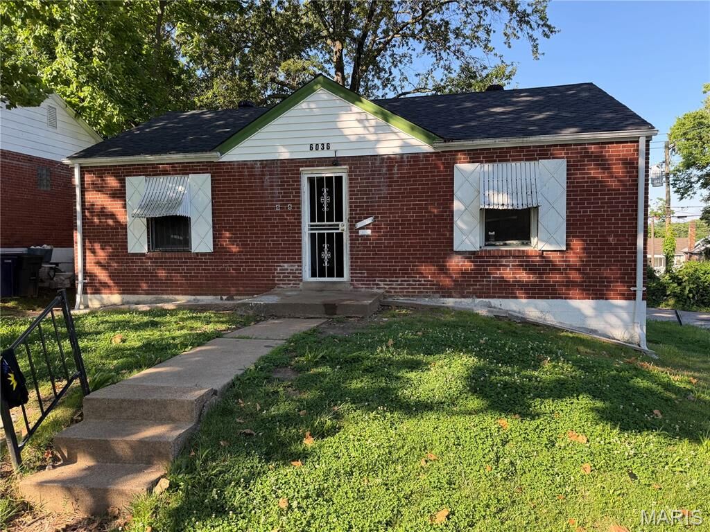 Property Photo:  6036 Margaretta Avenue  MO 63120 