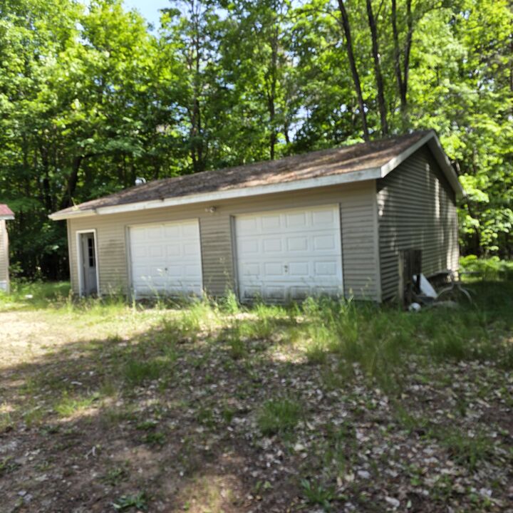 Property Photo:  9049 N 80th Avenue  MI 49449 